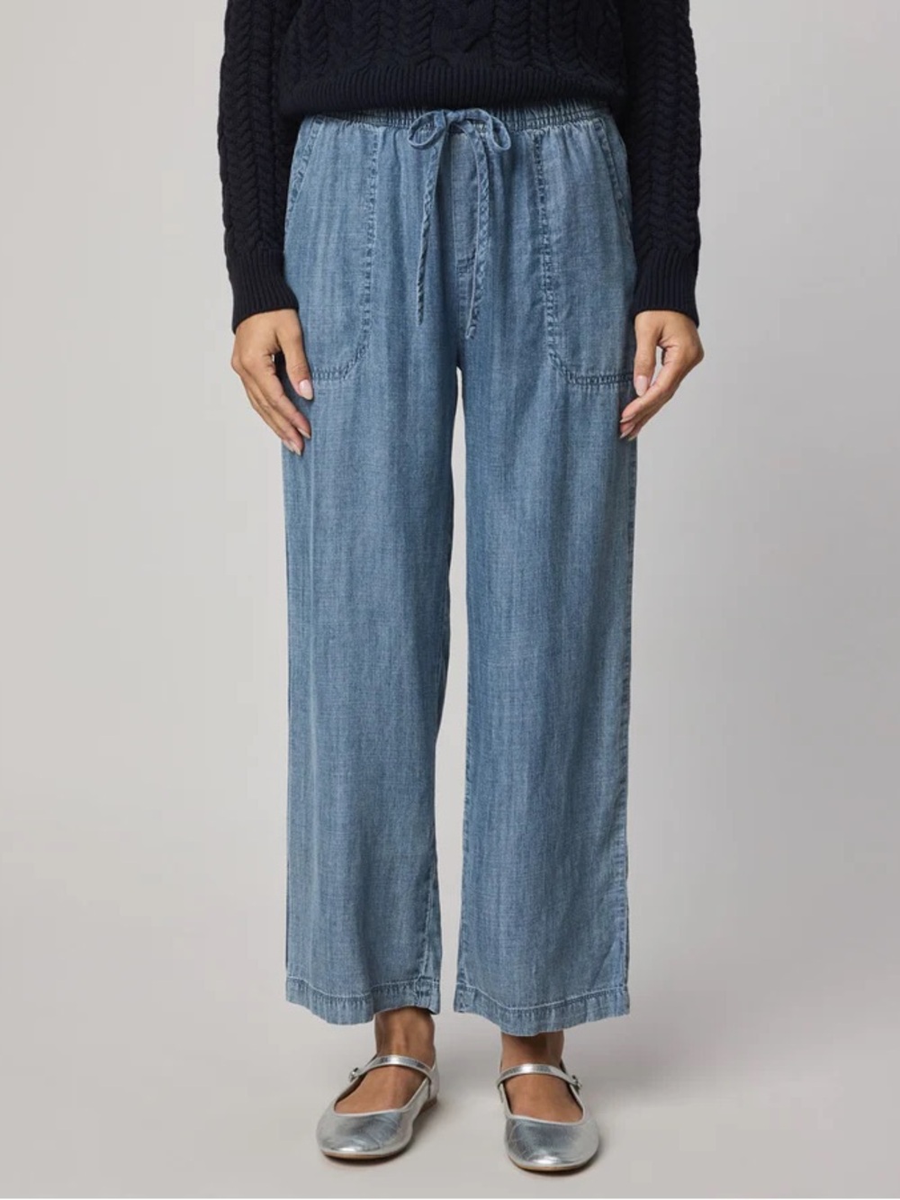 NWOT Splendid Wide Leg Blue Chambray Crop Pants